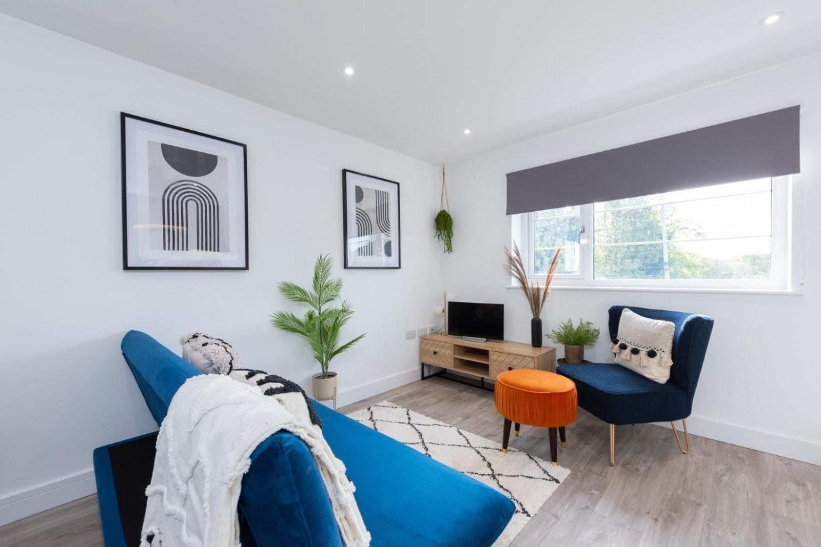 Bridge House Apartments - Free Parking Shottery Экстерьер фото